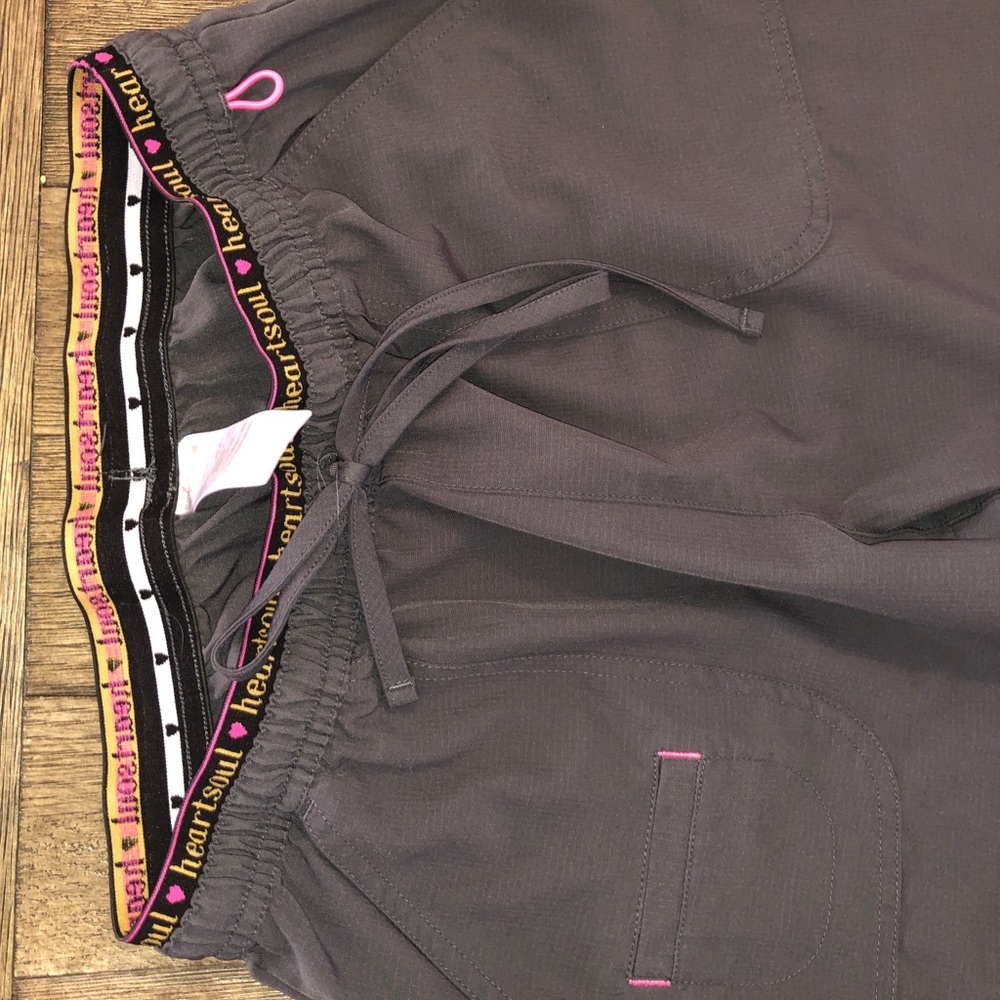 Scrub pants